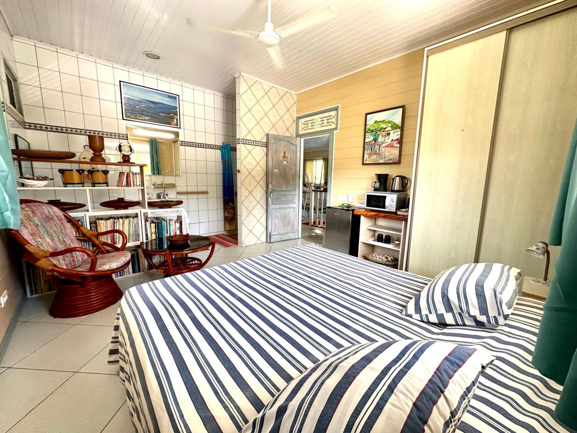 Meri Lodge Huahine « Room Of Marta » فار المظهر الخارجي الصورة