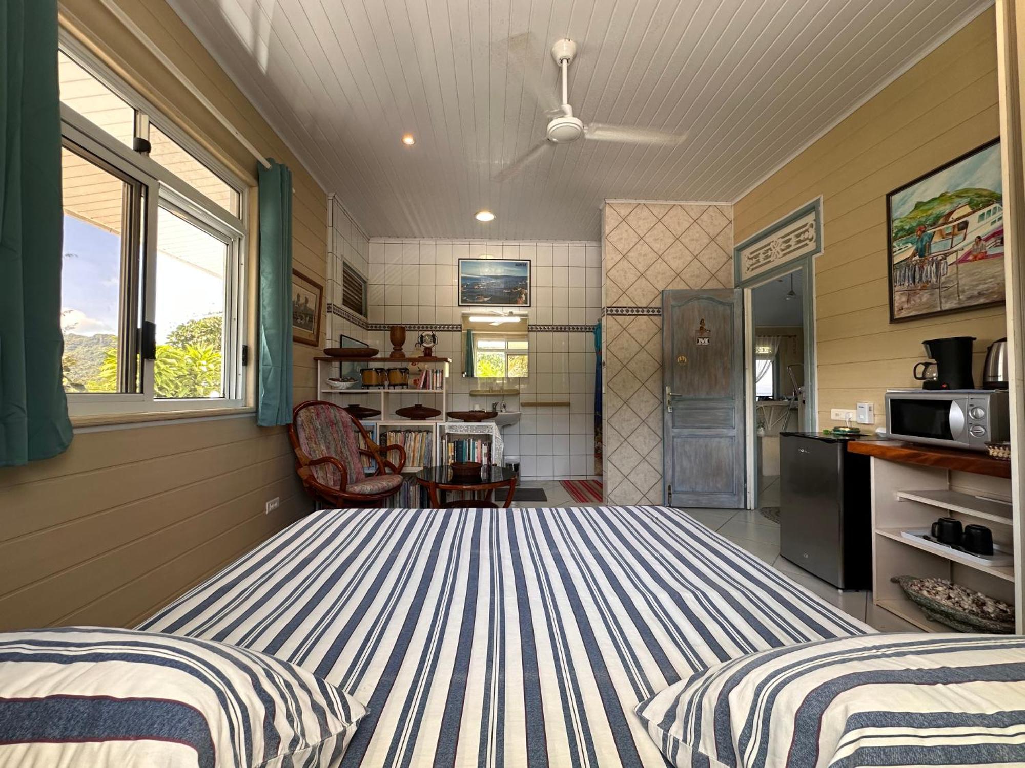 Meri Lodge Huahine « Room Of Marta » فار المظهر الخارجي الصورة